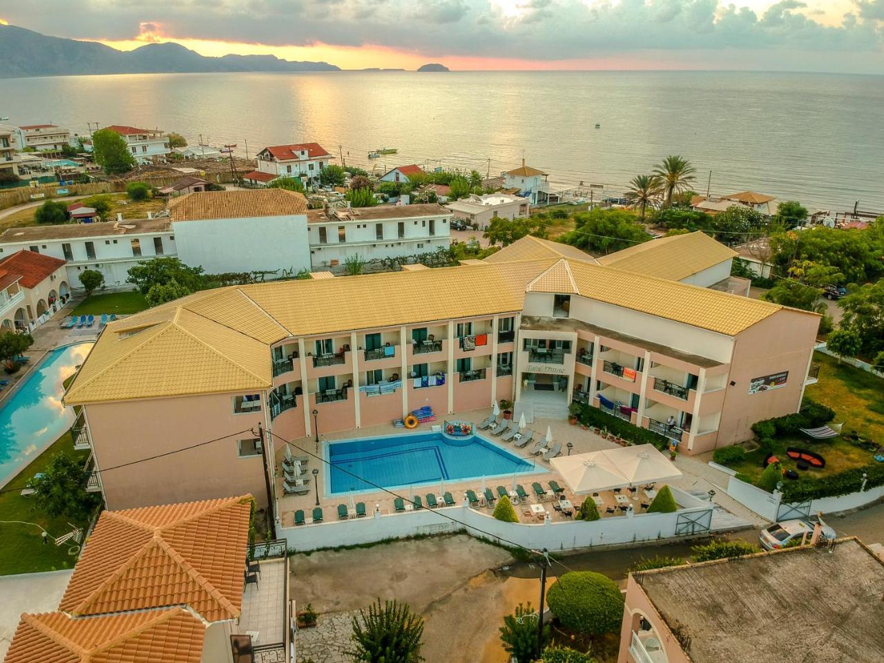 Timos Hotel Laganas Esterno foto